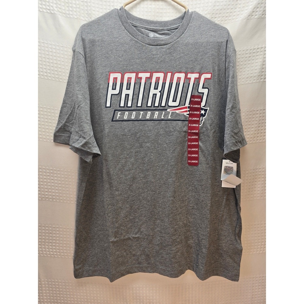 NFL New England Patriots Tshirt Mens XL Gray Graphic Football Tee 6730